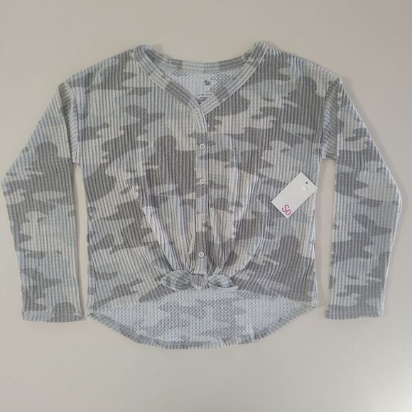 SO Gray Camo Button-Front Brushed Waffle-knit Pullover Top - Picture 1 of 11